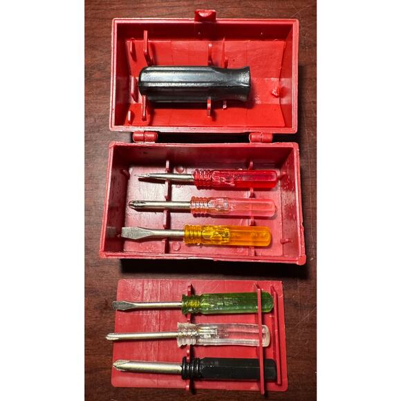 Vintage Small Red Plastic Tool Chest 6 Different Interchangeable Drivers Toolbox - Picture 5 of 5